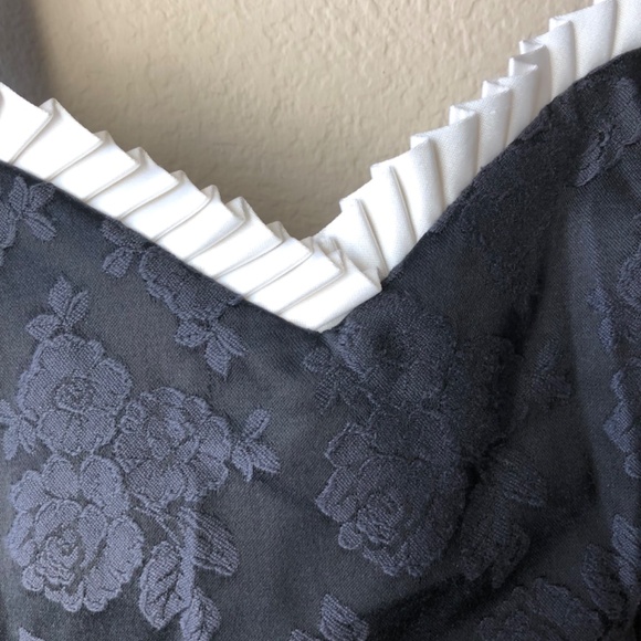 STEPPIN OUT VINTAGE HALTER BLACK FLORAL SATIN DRESS WITH TULLE TRIM, SIZE 11 - Picture 3 of 5